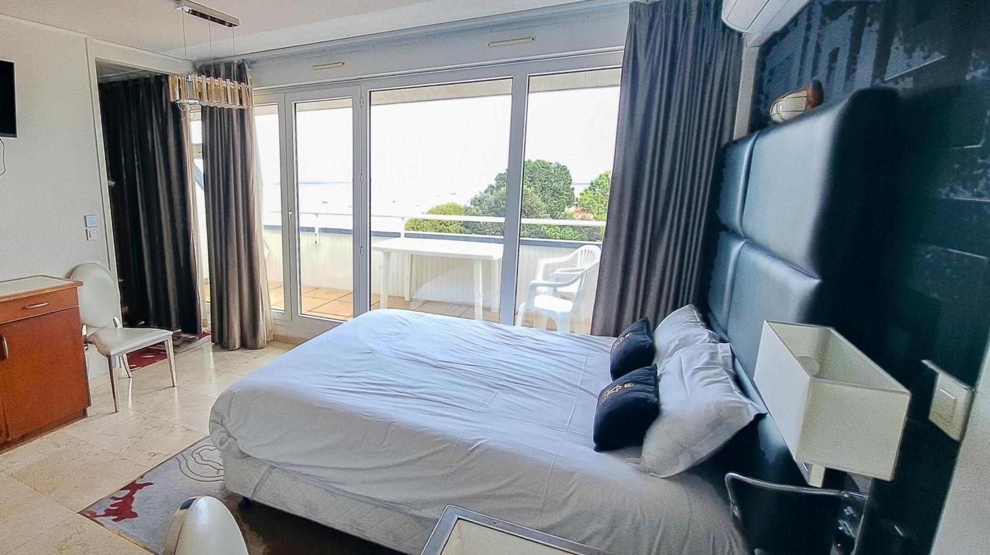 Studio Apartment Sea View